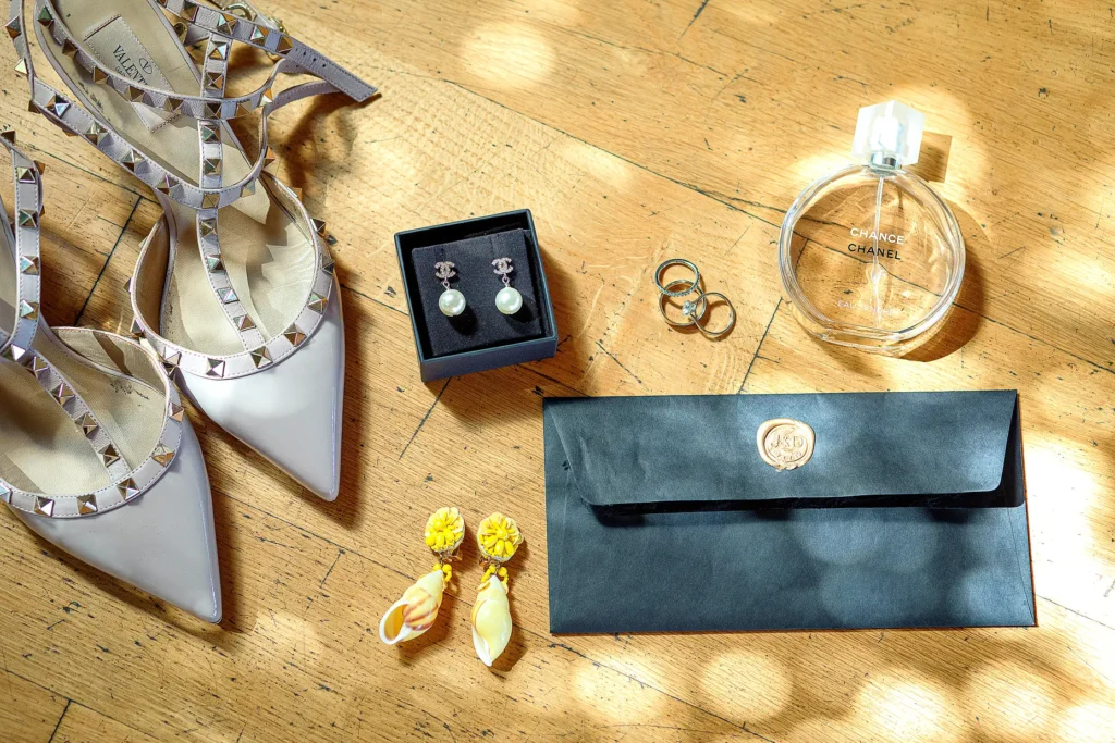 002 Φωτογραφια γαμου παπουτσια λεπτομεριες