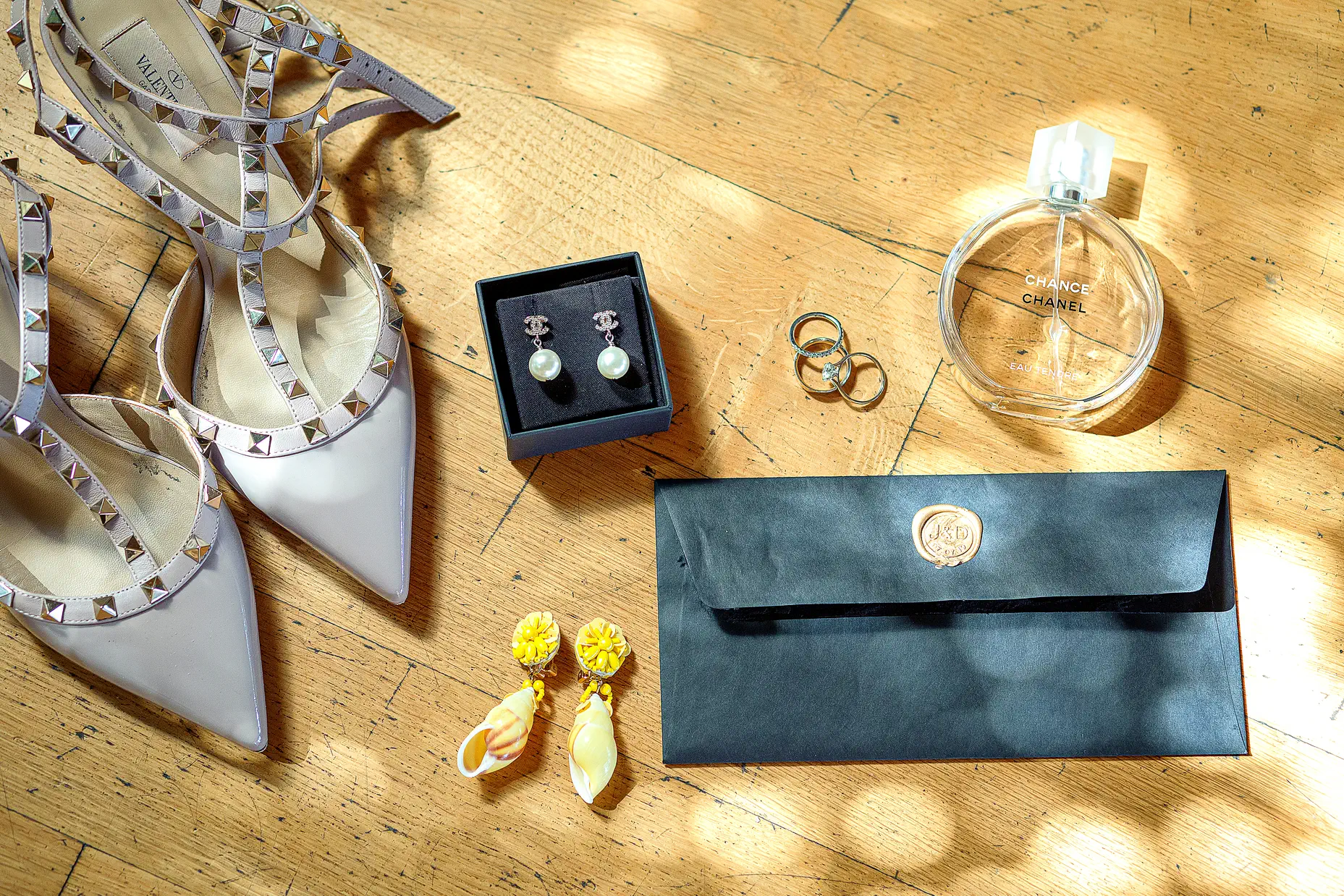 002 Φωτογραφια γαμου παπουτσια λεπτομεριες