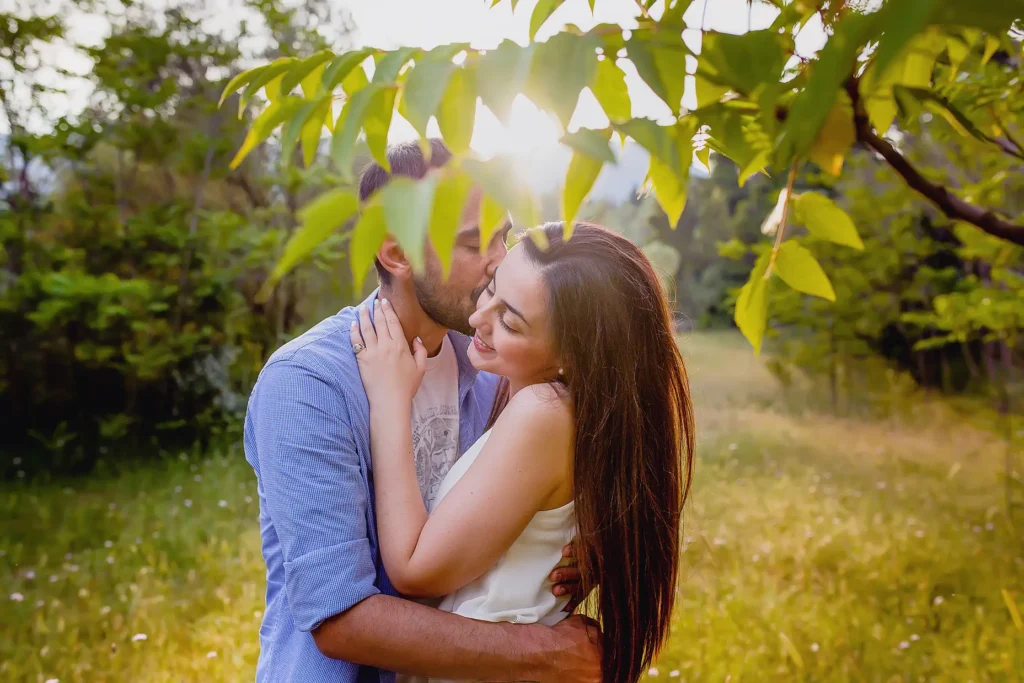 073 Φωτογραφια γαμου φιλί