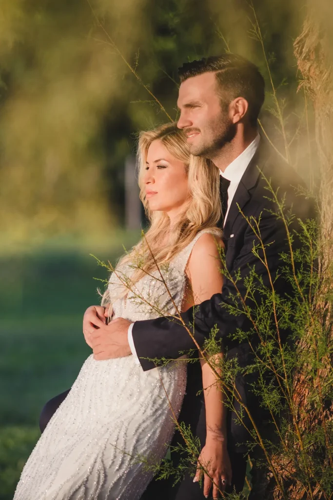 157 Φωτογραφια γαμου αγκαλιά